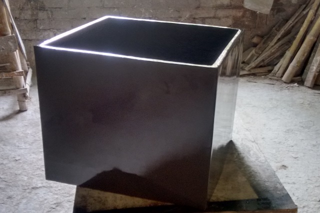 Fiberglass Square planter