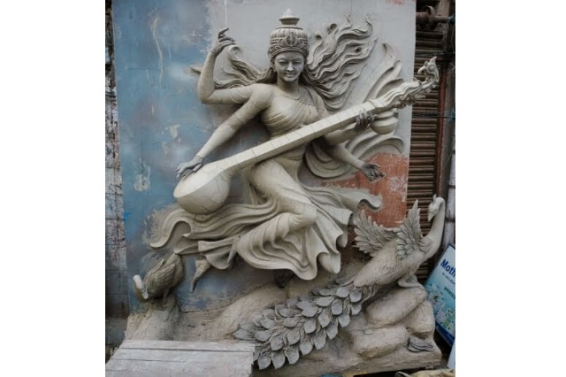 Maa saraswati Statue in Clay work