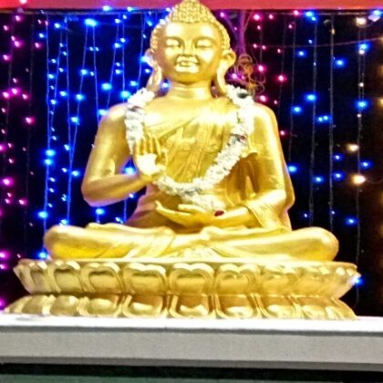 Fiber Golden Buddha Statue