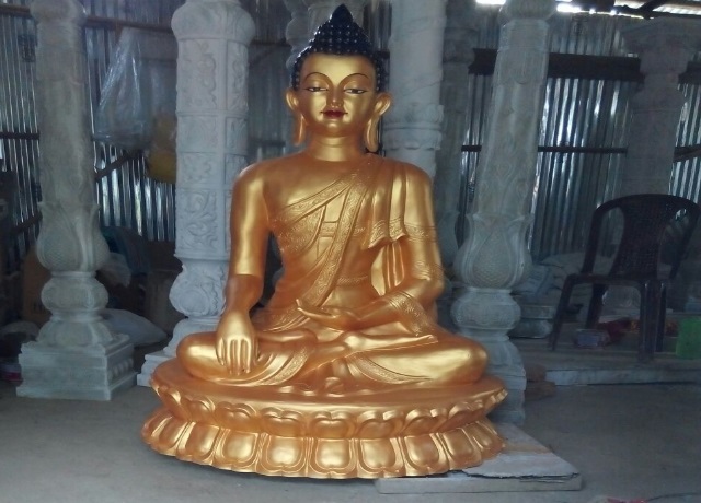 Fiber Golden Lord Buddha