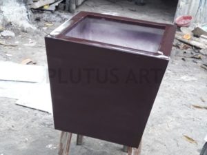 Planters of Fiberglass