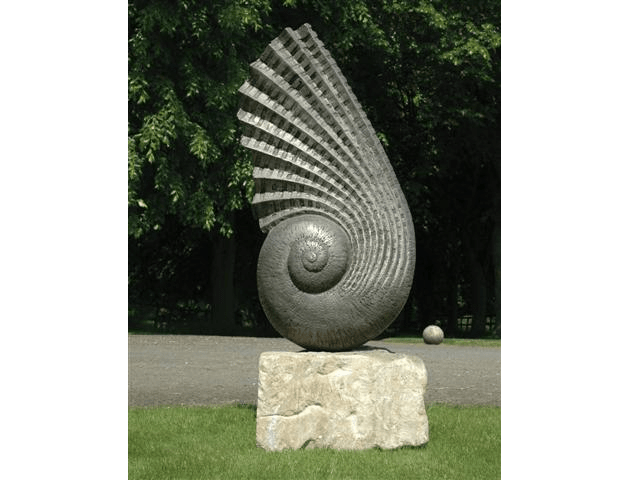 Snail Cover Abstract Sculpture Design