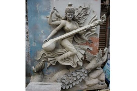Maa Saraswati Statue
